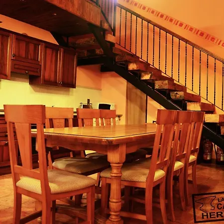 La Casa Del Herrero El Poyo