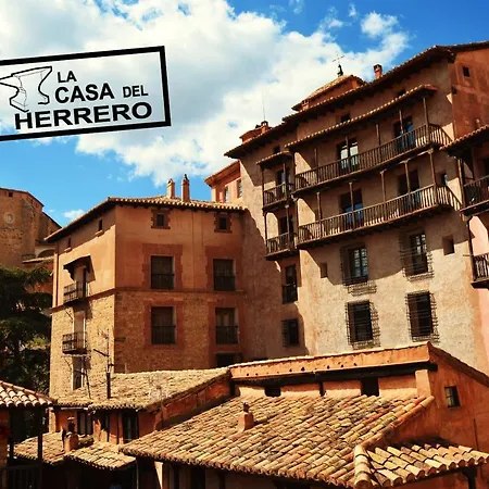 La Casa Del Herrero