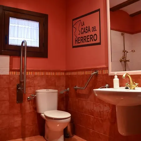 בית נופש La Casa Del Herrero *
